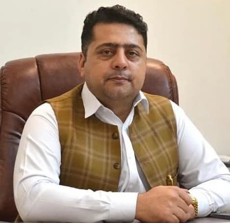 Mr. Akbar Khan